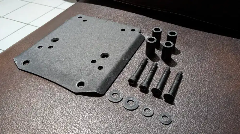 Bracket Top Box SHAD PCX160 Original