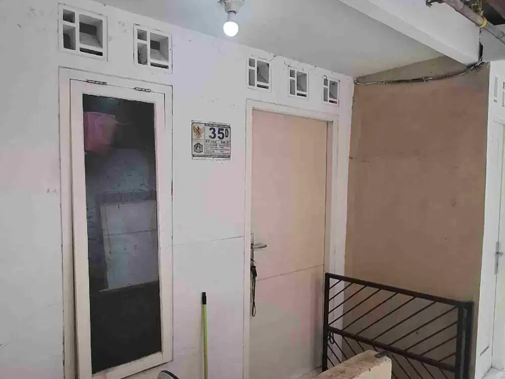 Di Kontrakan Petakan lokasi strategis