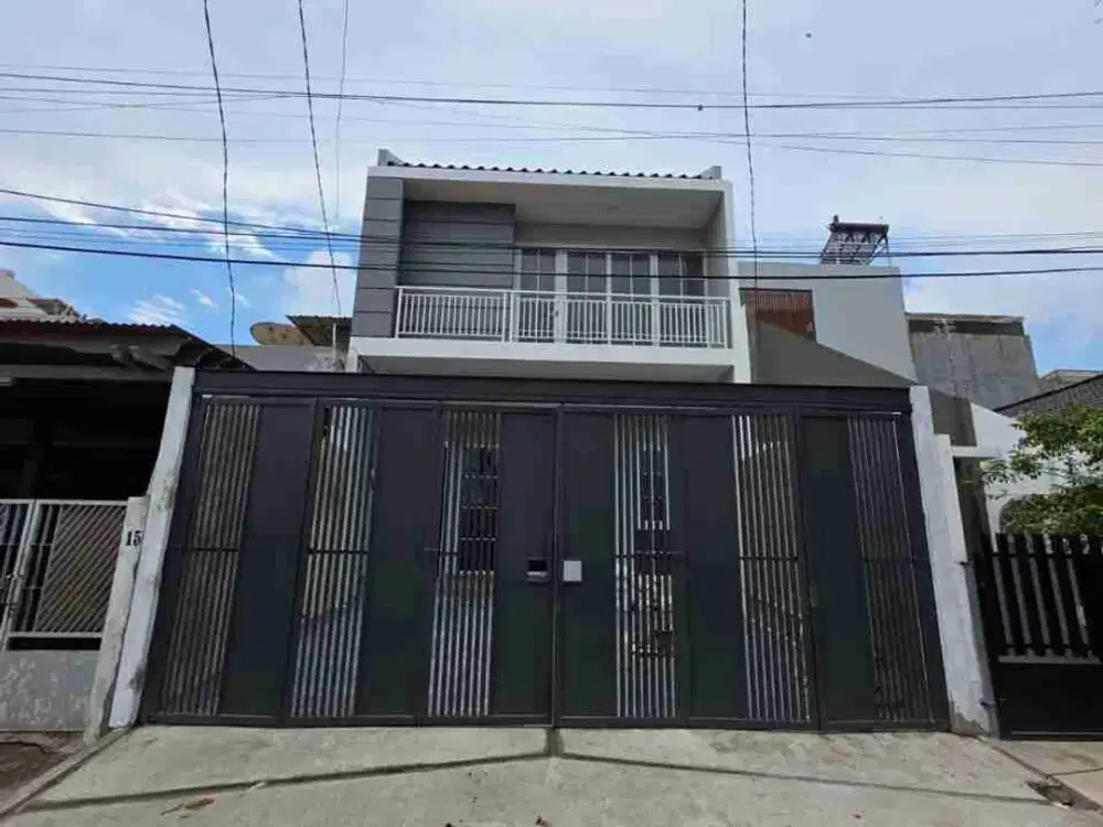 Rumah Bagus Minimalis Siap Huni 2,5 Lantai Sunrise Jakarta Barat
