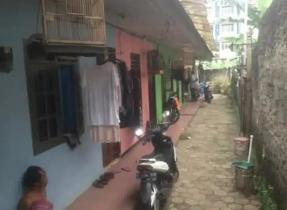 Rumah Kontrakan 7 Pintu + 1 Gudang