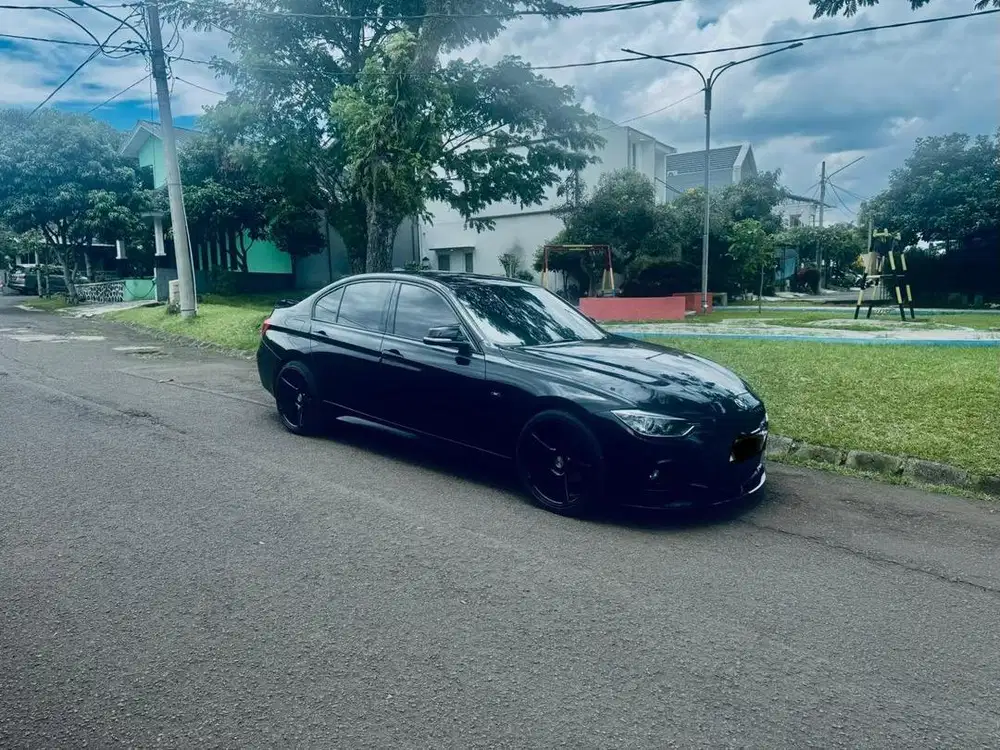 BMW F30 320 Dijual