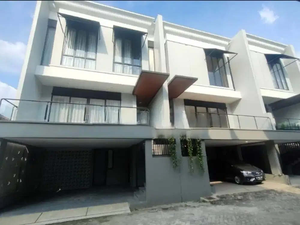 Rumah Mewah Brand New Di Kemang Area Dalam Perumahan
