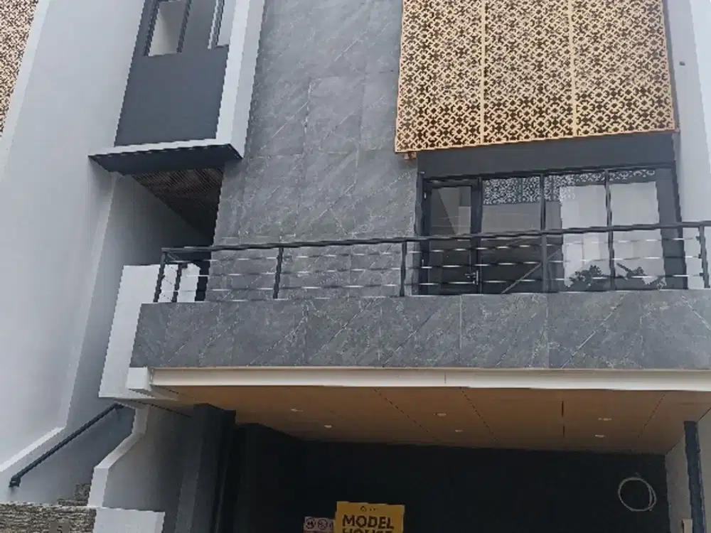 RUMAH MEWAH BRAND NEW DALAM CLUSTER ADA POOL DI PERMATA HIJAU