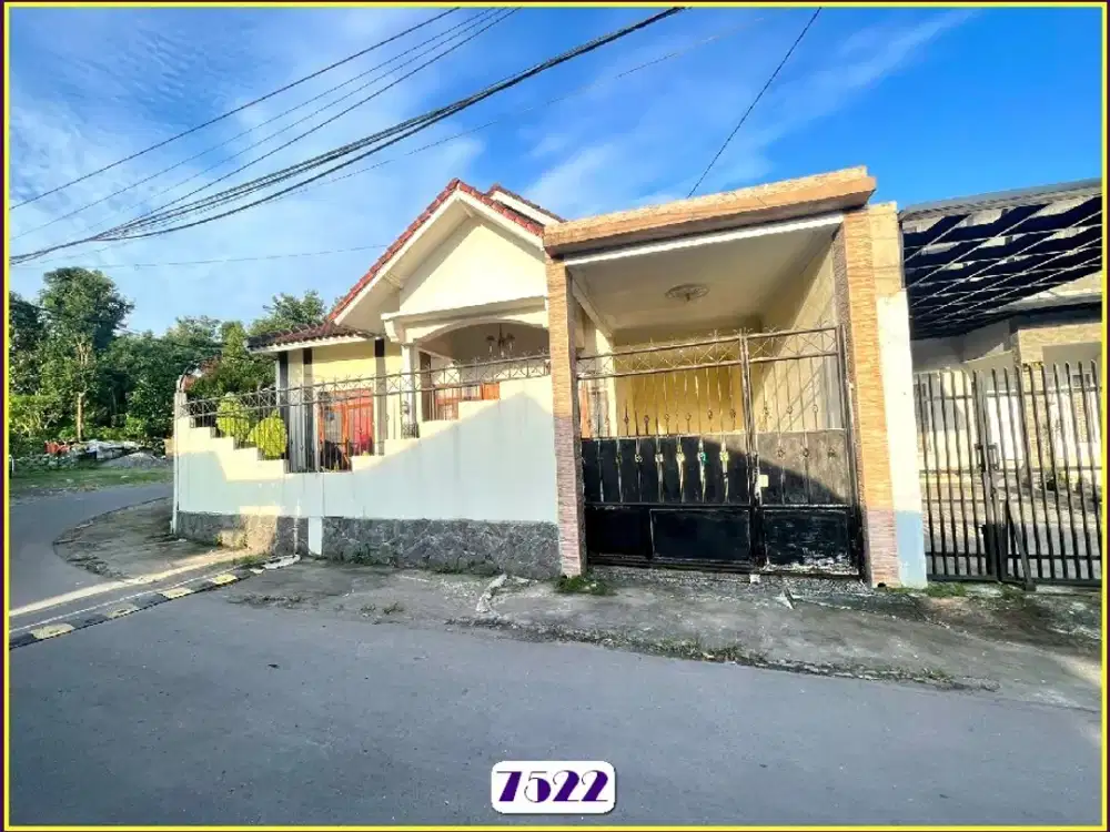 BU Garasi Luas, Rumah dekat UII Pandanaran jl kaliurang km 13 bisa untuk kantor