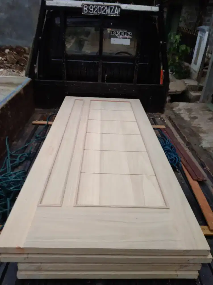 Pintu kayu solid Meranti oven murah berkualitas/ pintu kayu Meranti