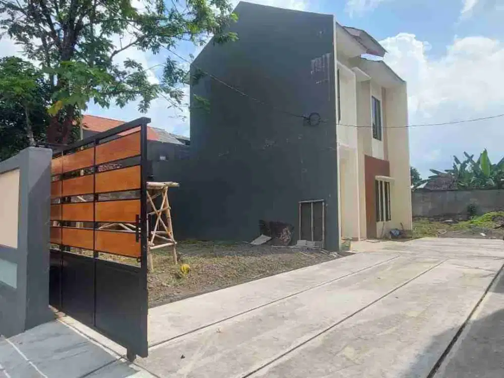 Jual Tanah dan Bangunan dua lantai di palagan dkt hotel hyatt