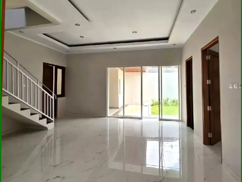 2 Menit Hyatt Hotel, Rumah Baru Siap Huni