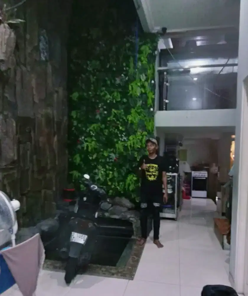 JASA PEMASANGAN TAMAN VERTICAL GARDEN (ARTIFICIAL)