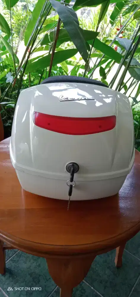 BOX Vespa LX/S/LXV Lengkap Good Condition