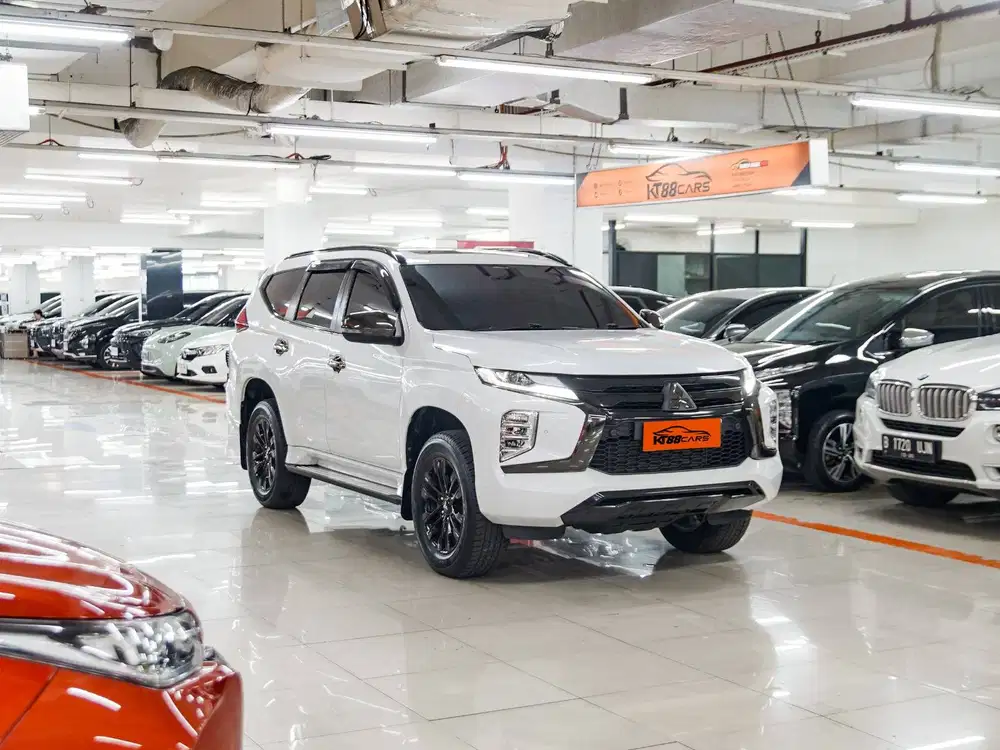 PAJERO DAKAR 4x2 SUNROOF 2022A/T