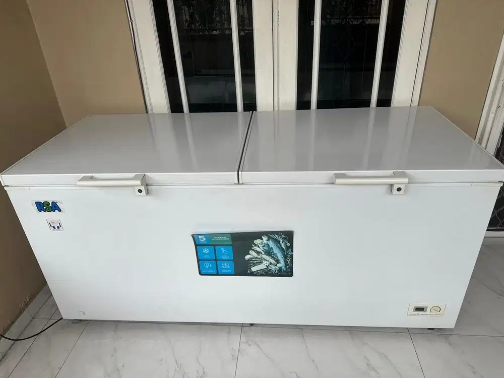 frezzer RSA  volume 688L