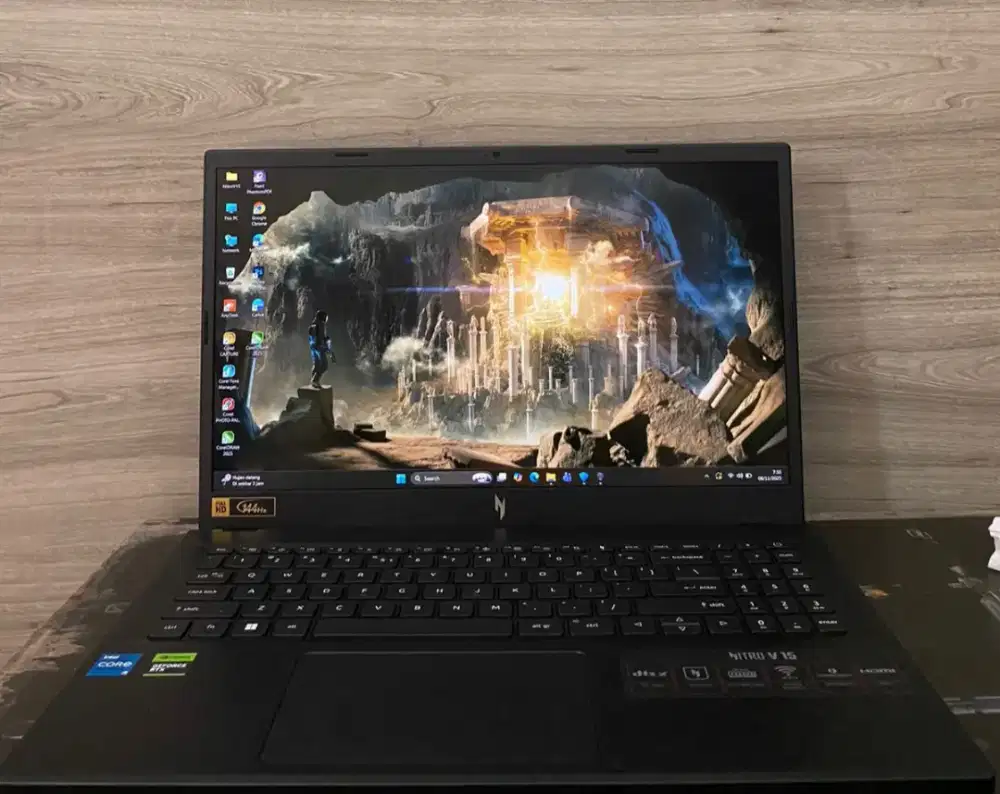ACER NITRO V15 - Performa Ganas untuk para Gamers dan Profesional