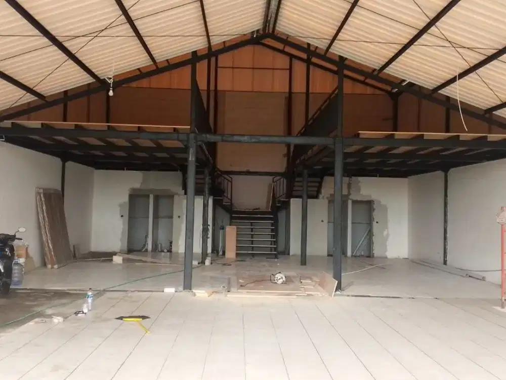 Gedung Baru Jadi 2 Lantai Lokasi Bagus Disewakan, Denpasar Barat Area