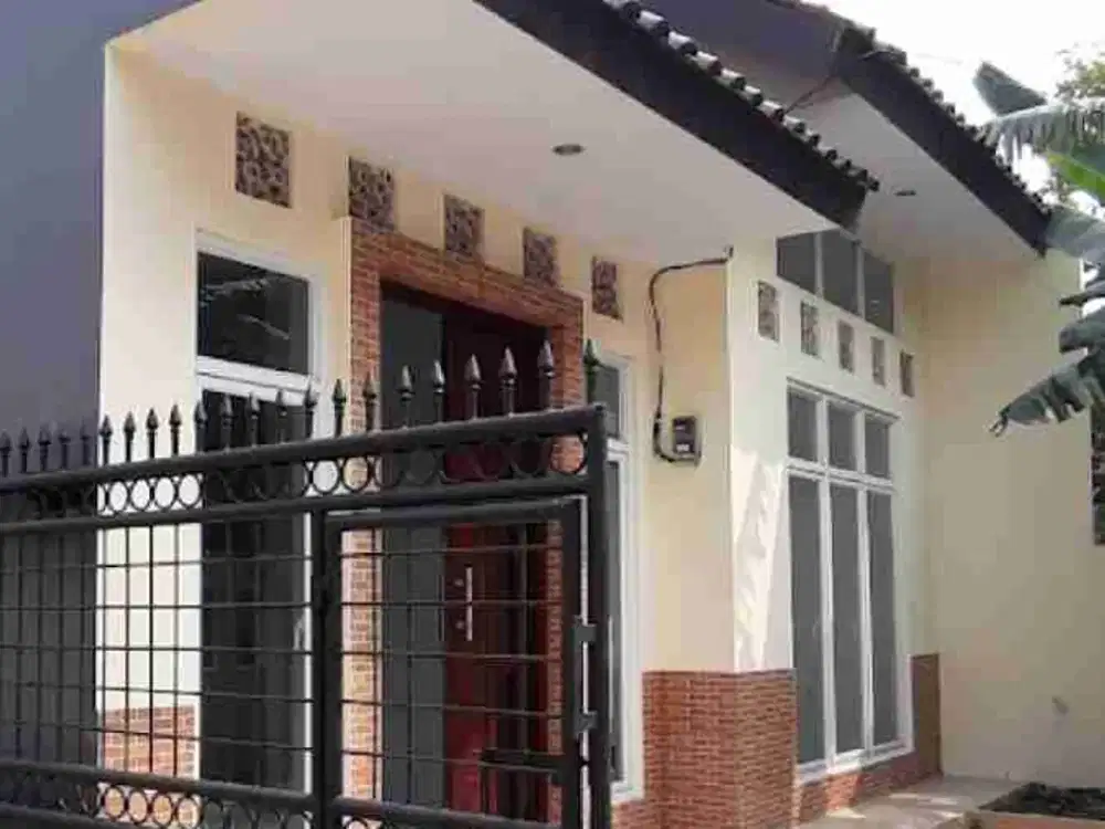 rumah komplekx  5.menit ke stas Citayam