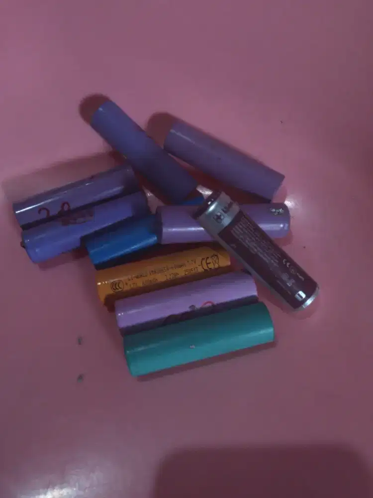 baterai 18560 good kondisi baca deskripsi lokasi Lebo Sidoarjo