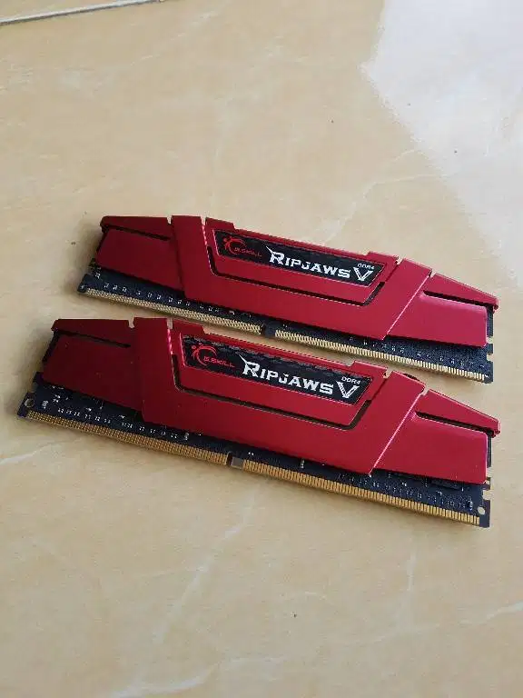 Ram DDR4 2x8GB 16GB 2666Mhz Gskill Ripjaws V RED