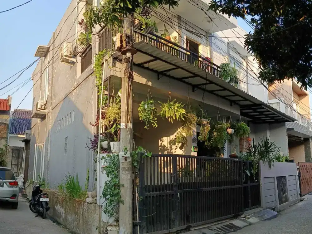 RUMAH ASRI DI LENTENG AGUNG JAKARTA SELATAN