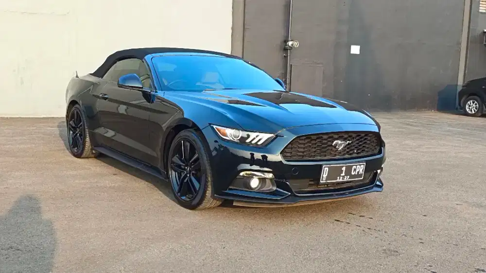 Ford Mustang Convertible 2.3L EcoBoost 2016 Black KM 10rb Low KM Antik
