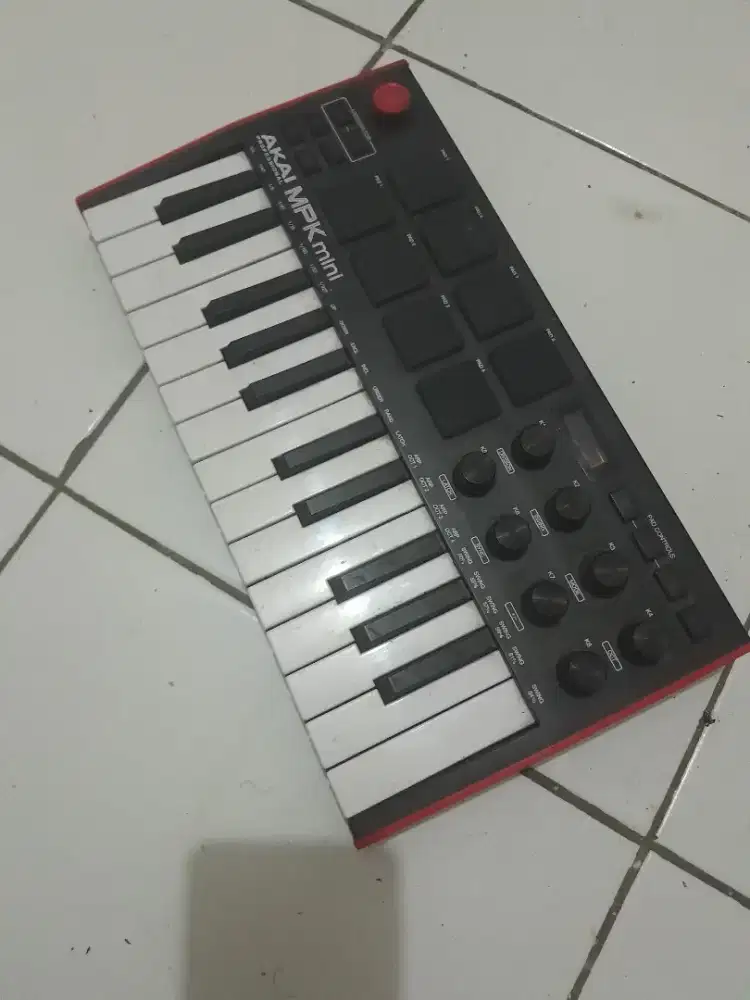 Akai MPK Mini 25KEY