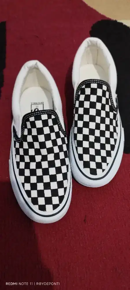 Sepatu Slip on Vans Checer Board