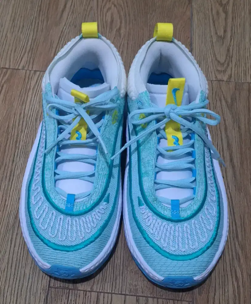 Sepatu Nike ukuran 39-40