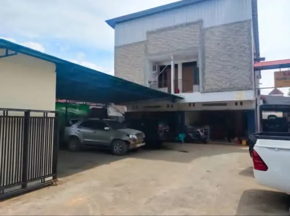 Dijual ruko dan tanah luas bisa untuk gudang atau usaha lain