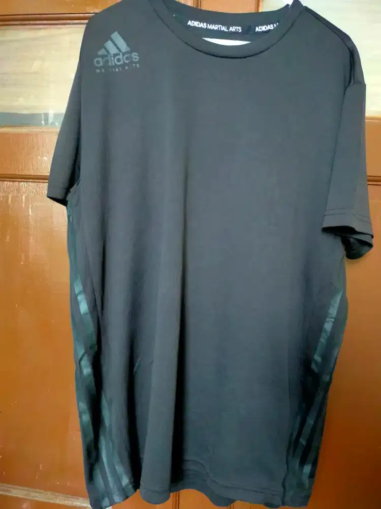 T-Shirt Merk Adidas Martial Arts (Original Mulus)