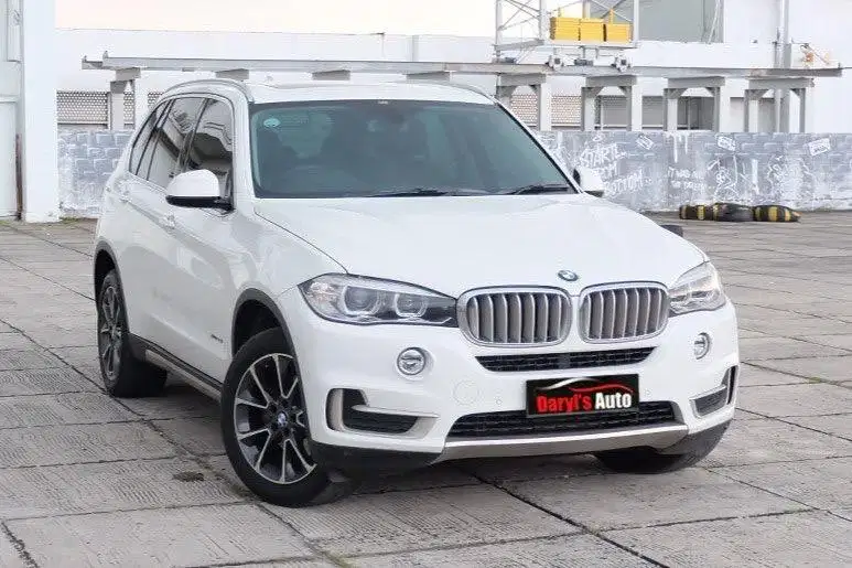 BMW X5 3.0 xDrive35i xLine Panoramic Sunroof