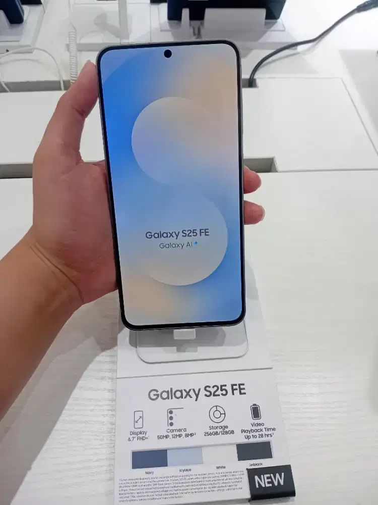 SAMSUNG GALAXY S25 FE