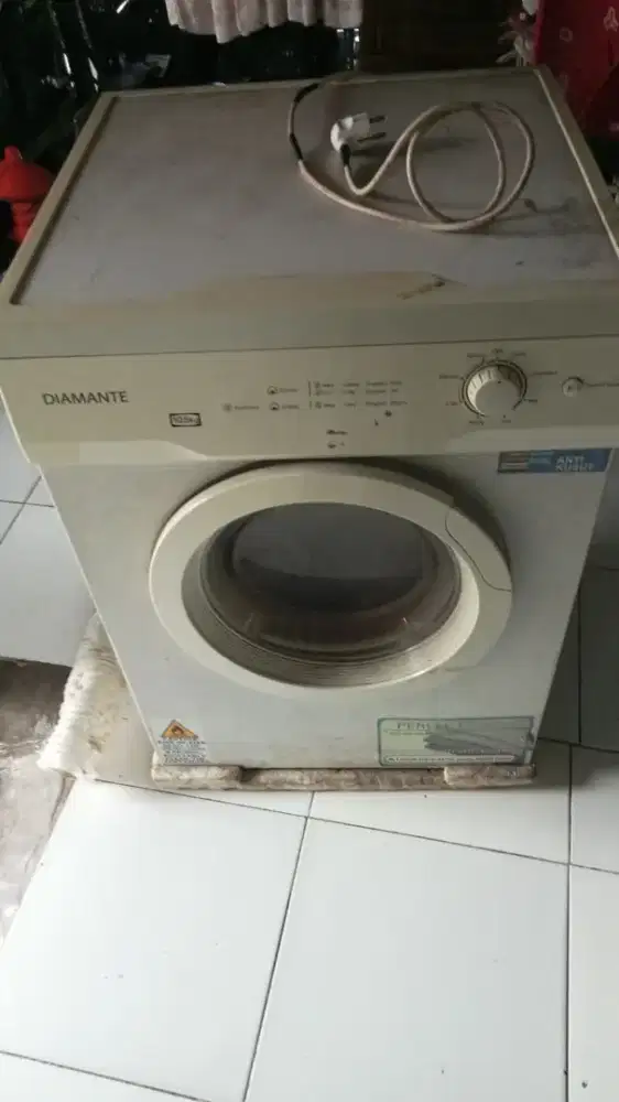Mesin pengering merk Diamante
