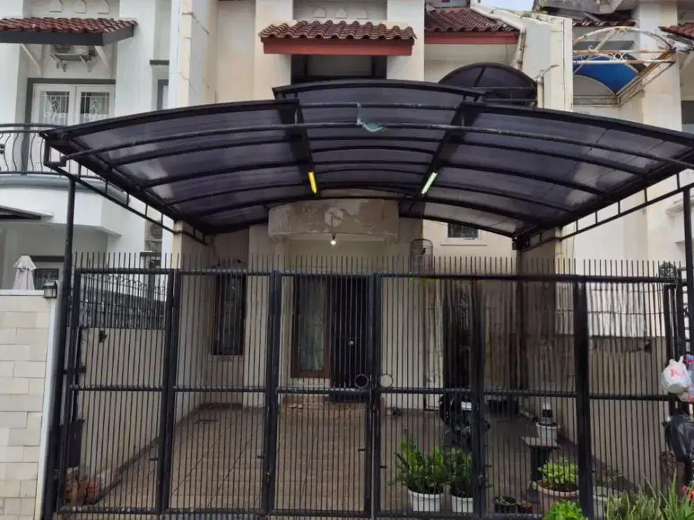 Rumah di Puri Media Jakarta Barat, Semi Furnish, Strategis