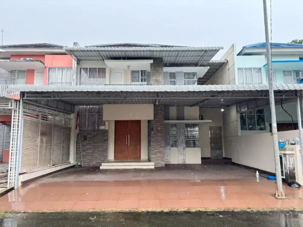 Dijual Rumah 2 Lantai TGR Sukajadi
