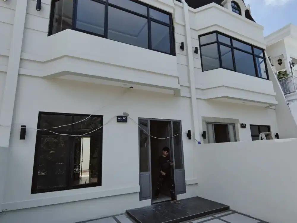 Rumah 2 lantai Mewah ala Eropa lokasi dalam kawasan GDC depok