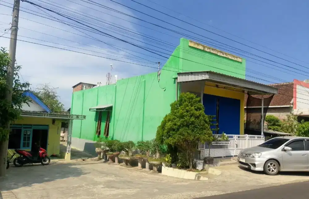 Ruko + rumah dekat jalan raya mojowarno jombang