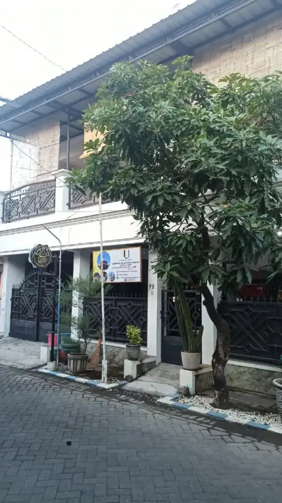 Rumah Pucang Indah Sidoarjo,2 lt,full bangunan,furnished,tengah kota