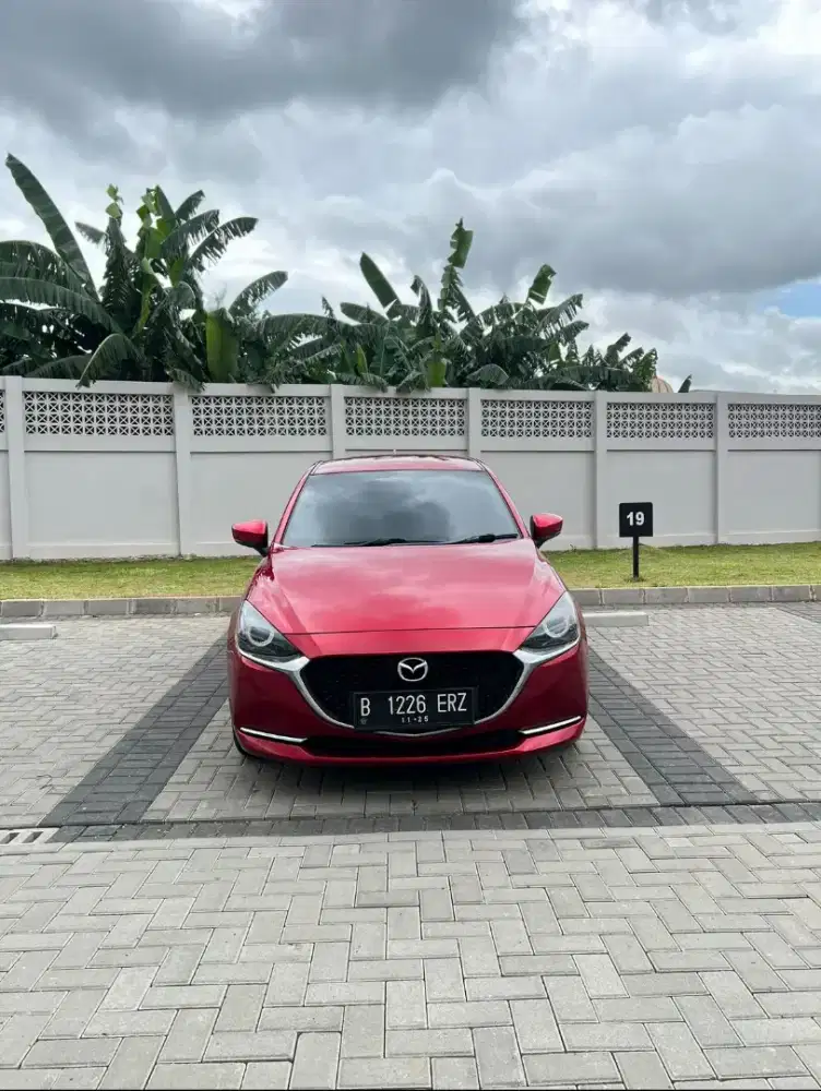 Mazda 2 GT SKYACTIVE 2020/2021 Murah Bagus Berkualitas Merah Like New