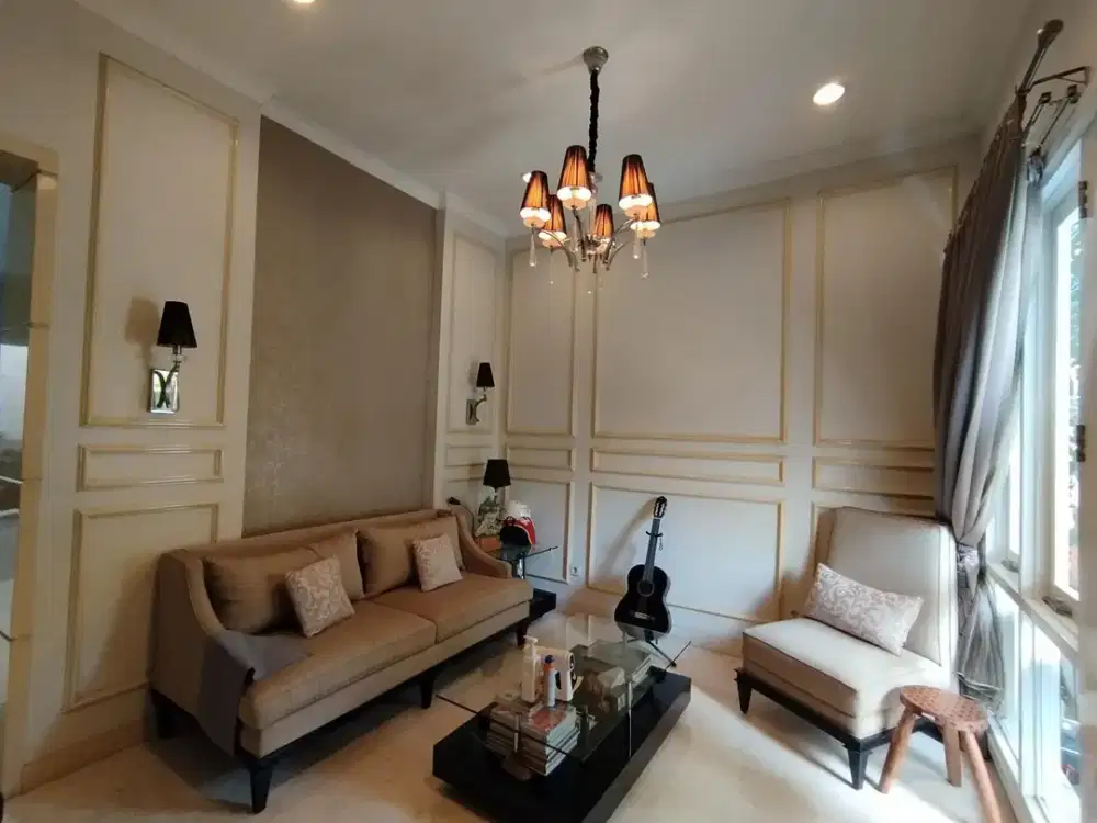 Rumah Bebas banjir ada fasilitas kolam renang kelapa gading orchard