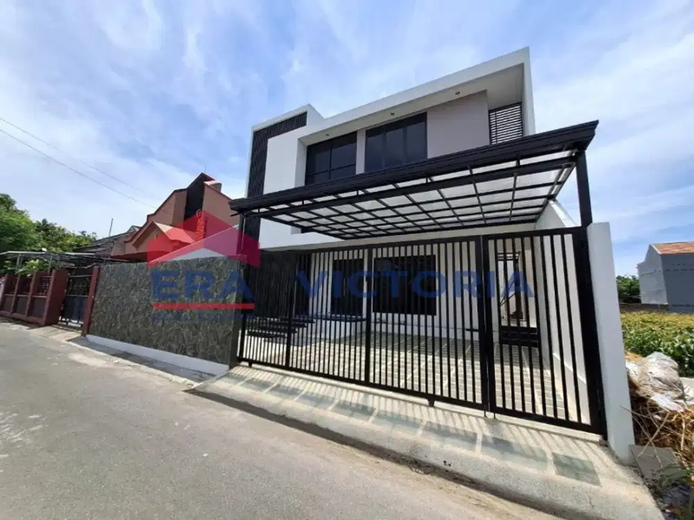 Dijual Rumah modern, di perumahan elit, free 5AC, Solar water heater, Tandon air stainless, siap huni, dekat perbatasan kota dan kabupaten kediri