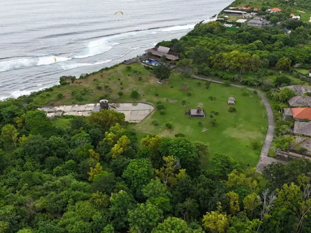 Dijual Tanah Tebing dan Los Pantai Nyang-Nyang