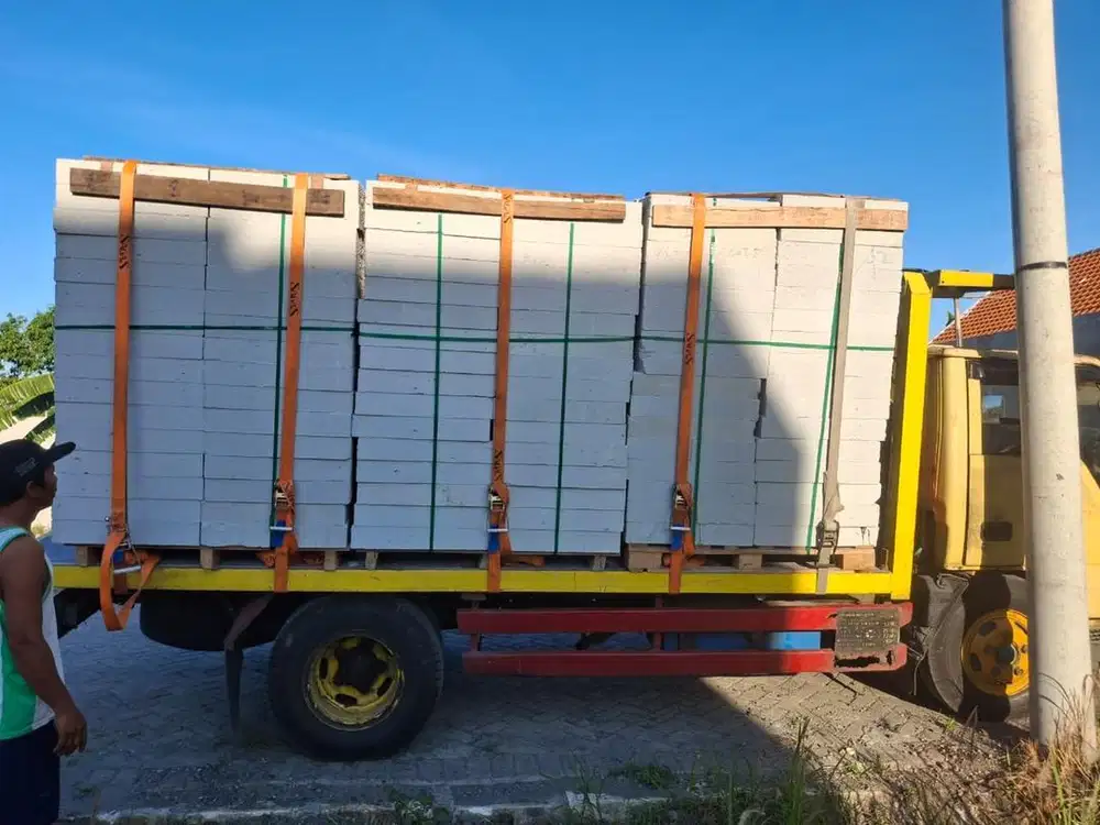 Bata Ringan Jawa Timur