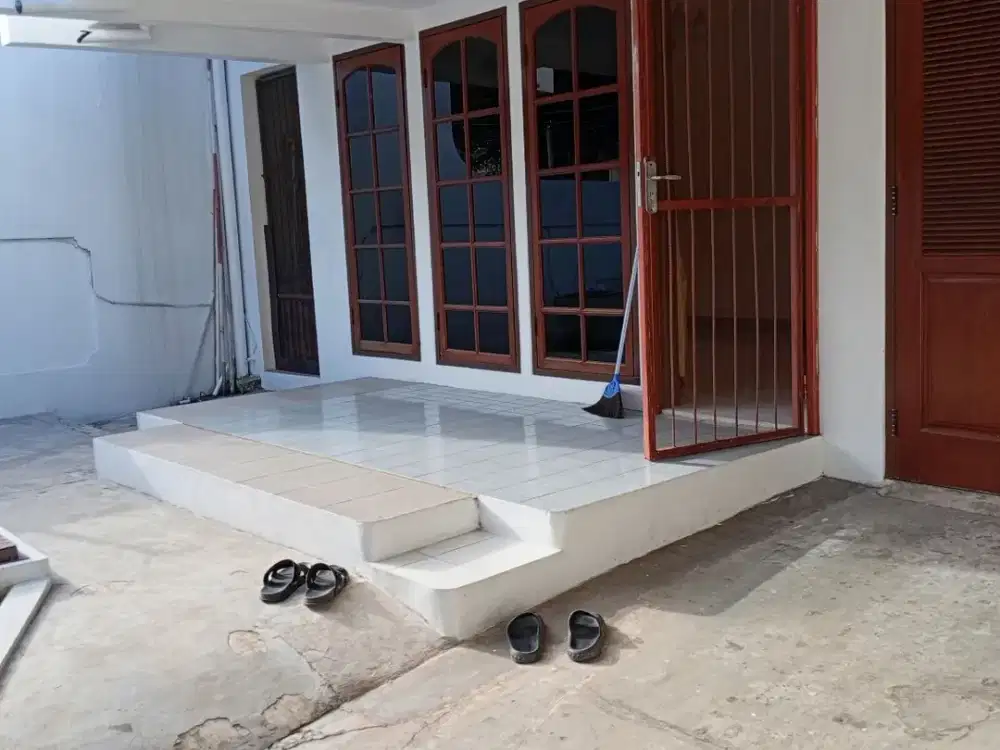 Rumah Pondok indah.dekat ke Mall P.Indah 150 jt /thn