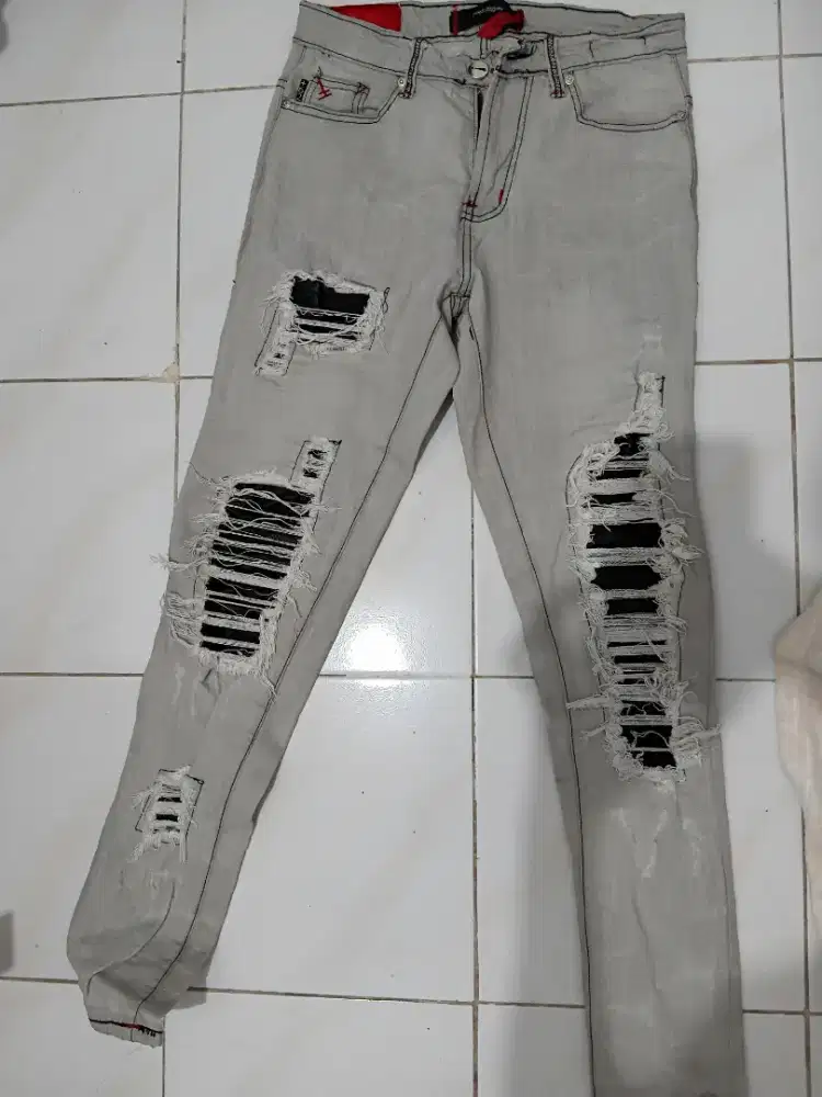 Celana jeans ( brand Ham Jeansku)