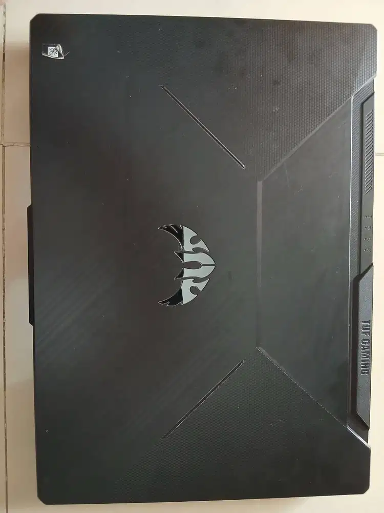 Dijual Laptop ASUS TUF F15 FX506LHB Intel I5 (Bekas)-negotiable