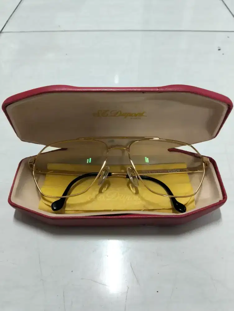 St. Dupont Kacamata Eksklusif