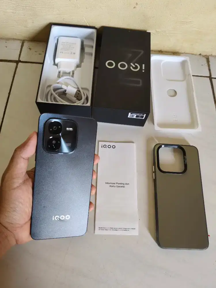 Iqoo z9x 8/128 garansi resmi baterai health 100 persen