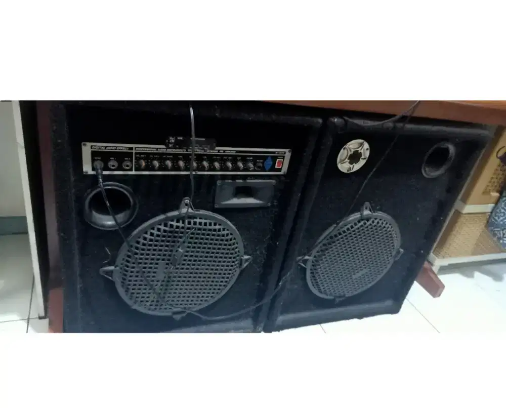 Speaker 15 dan mixer