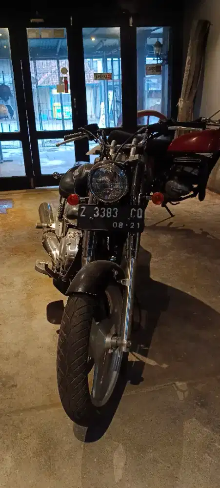 motor honda phantom 200 CC tahun 2007