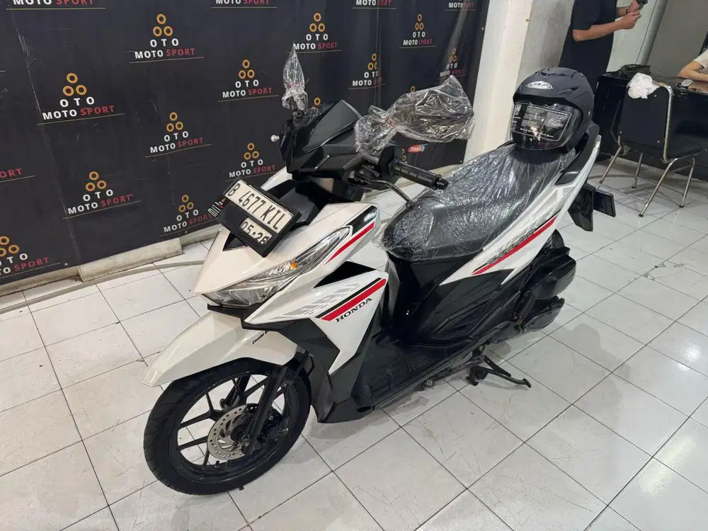 CHRISTMAS SALE HONDA VARIO albino 125 2018