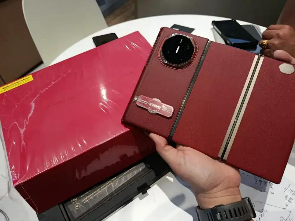 Huawei mate xt homecredit