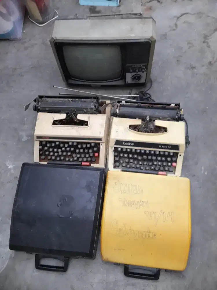 Mesin ketik tv tabung boronga